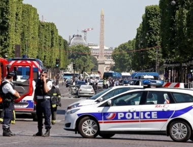 Eπίθεση με μαχαίρι στο Παρίσι - 3 νεκροί και 1 τραυματίας - «Αλλάχου Ακμπάρ» φώναζε ο δράστης